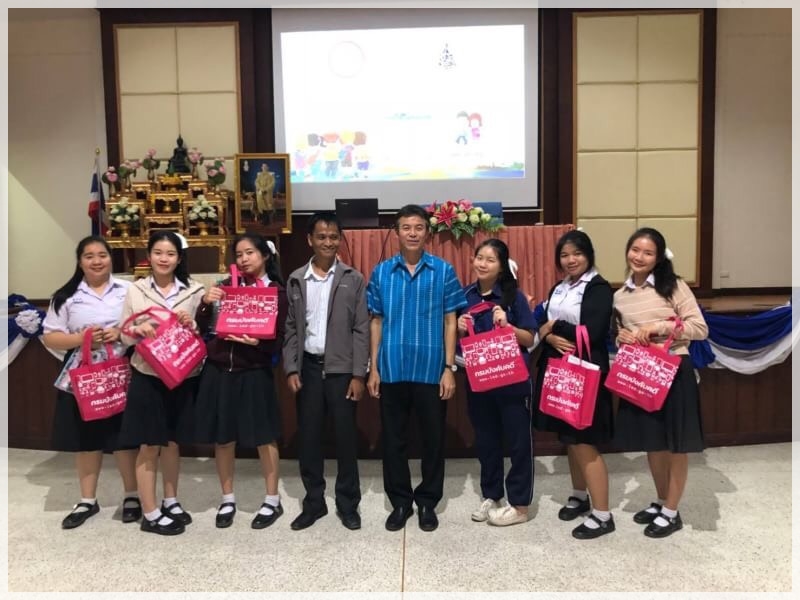 ﻿กรมบังคับคดีลงพื้นที่จัดกิจกรรมโครงการวิตามินสมอง ภายใต้โครงการโรงเรียนยุติธรรมอุปถัมภ์ กระทรวงยุติธรรม ณ จังหวัดประจวบคีรีขันธ์ สาขาหัวหิน และจังหวัดเชียงราย 
